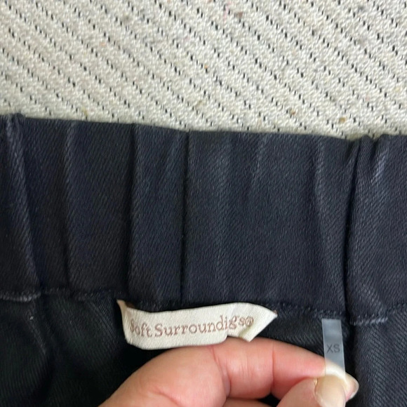 Soft Surroundings black pull on elastic waistband stretch denim Slim Leg Jeans - Picture 4 of 11